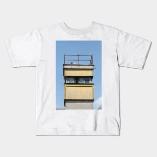 Former watchtower, Berlin Wall Memorial, Bernauer Strasse, Berlin Kids T-Shirt